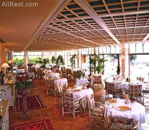 Hotel Chateau de la Messardiere 43